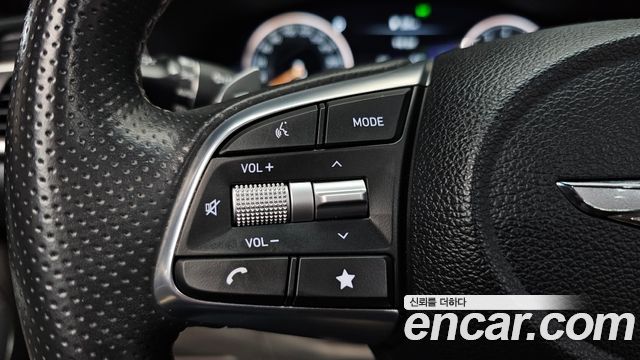 2021 Genesis G70 Gasoline 2.0T 4WD, photograph 3
