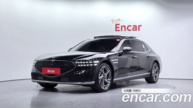 Genesis G90 Gasoline 3.5 Turbo AWD — photo 1 of 36