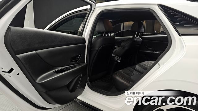 Hyundai AVANTE 1.6 Turbo N Line — photo 1 of 35