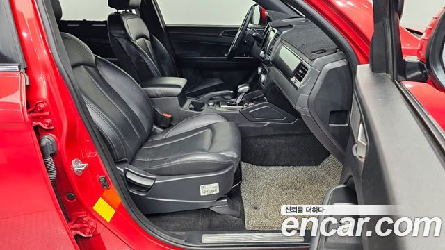 KG_Mobility_Ssangyong Rexton Diesel 2.2 4WD — photo 1 of 30