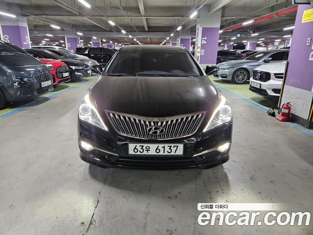Hyundai Grandeur HG240 Modern — photo 1 of 20