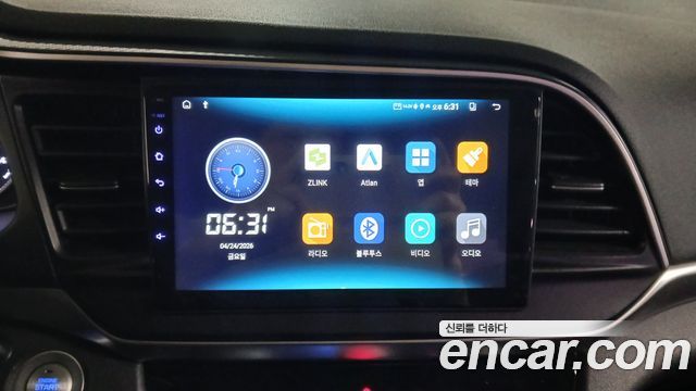 Hyundai AVANTE 1.6 — photo 1 of 20