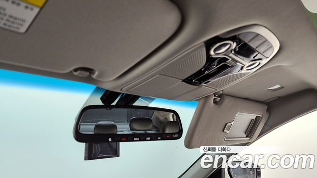 Hyundai Grandeur 2.4 Modern — photo 1 of 32