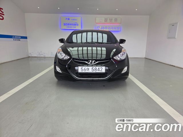 Hyundai AVANTE M16 GDI Premier — photo 1 of 20