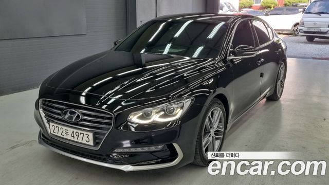 Hyundai Grandeur 3.0 LPi Exclusive (Rental Car) — photo 1 of 18