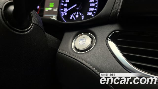 Hyundai Grandeur 2.4 Exclusive — photo 1 of 32