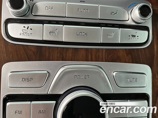 Kia K9 3.8 GDI — photo 1 of 15