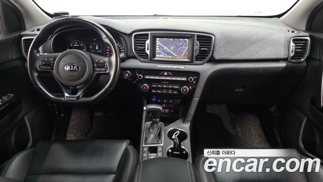 Kia Sportage Diesel 2WD Noblesse — photo 1 of 30