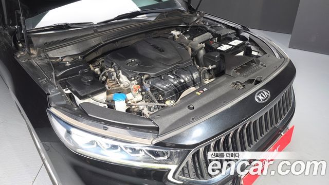Kia K7 2.5 GDI Prestige — photo 1 of 32