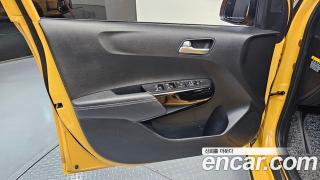 Kia morning Signature — photo 1 of 32