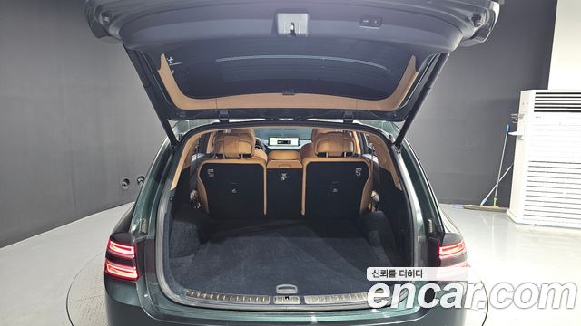 Genesis GV80 2.5T Gasoline AWD — photo 1 of 35