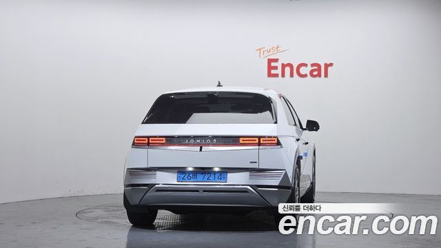 Hyundai Ioniq5 Long Range AWD — photo 1 of 36