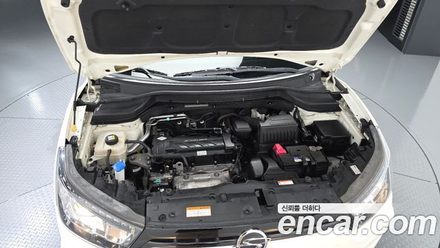 KG_Mobility_Ssangyong TIBOLI VX 2WD — photo 1 of 30