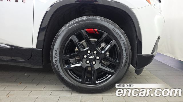 2021 ChevroletGMDaewoo Traverse 3.6 AWD Redline, photograph 6