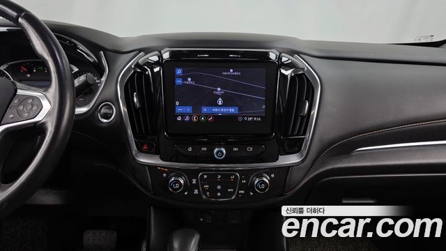 2021 ChevroletGMDaewoo Traverse 3.6 AWD Redline, photograph 2