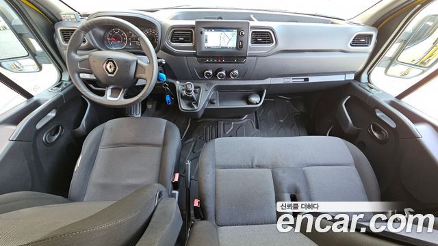 Renault-KoreaSamsung Master School Bus — photo 1 of 20