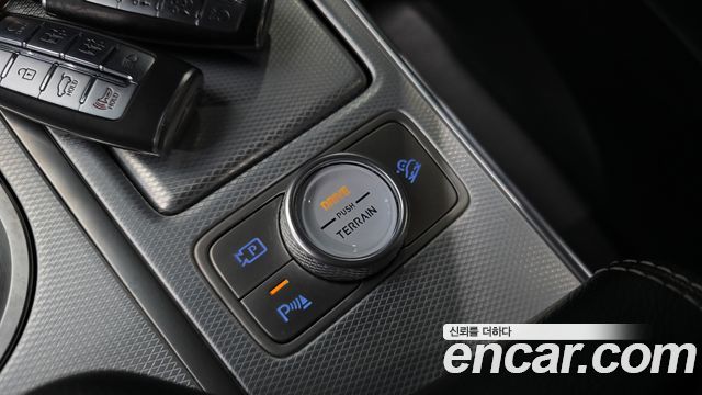 Genesis GV80 3.0 Diesel AWD — photo 1 of 34