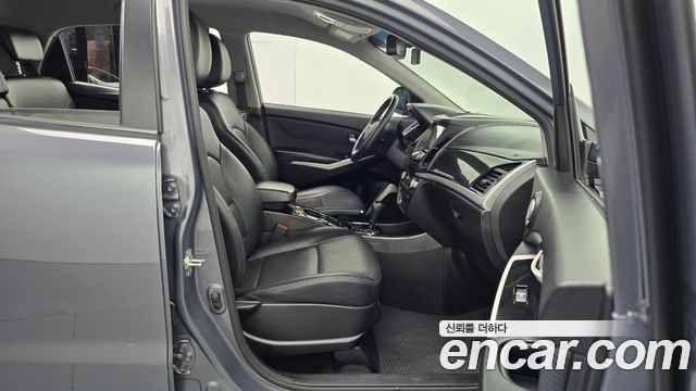 KG_Mobility_Ssangyong KORANDO 2.2 RX 2WD — photo 1 of 33