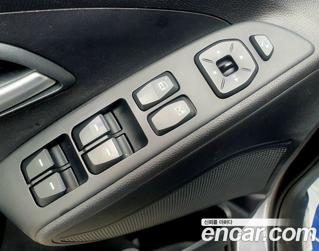 Hyundai Tucson Diesel(e-VGT) 4WD — photo 1 of 20