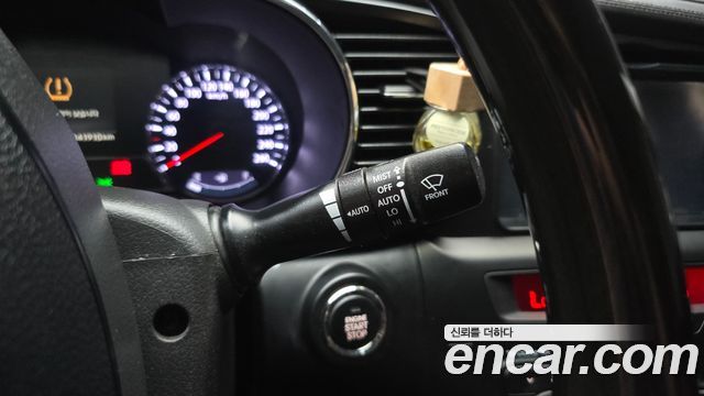 2012 Kia K5 2.0 Turbo-GDI Noblesse, photograph 6