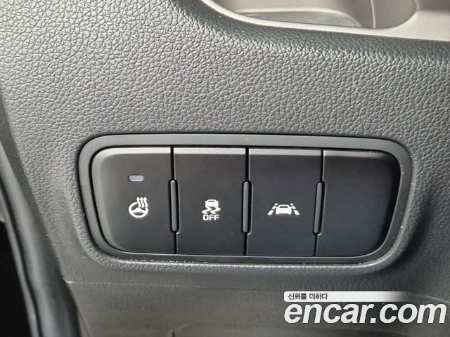 Kia RAY Prestige — photo 1 of 18