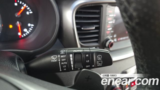 Kia Sorento Diesel 2.2 4WD — photo 1 of 37