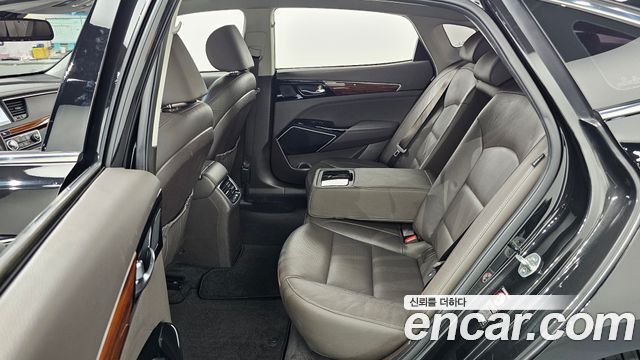 Kia K7 2.4 GDI Limited Edition — photo 1 of 20
