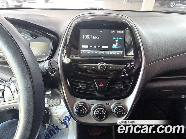 ChevroletGMDaewoo Spark LT — photo 1 of 19