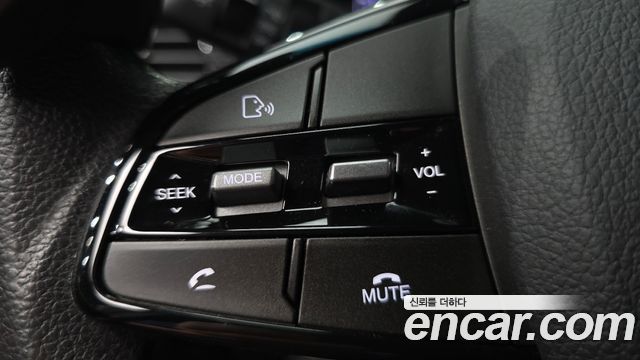 KG_Mobility_Ssangyong Rexton Diesel 2.2 4WD — photo 1 of 31