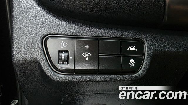 Kia Seltos Gasoline 1.6 Turbo 2WD — photo 1 of 30