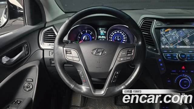 Hyundai Santafe Diesel(e-VGT) 2.2 4WD Exclusive — photo 1 of 32