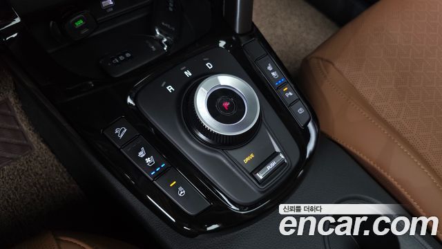 Kia Seltos Gasoline 1.6 Turbo 2WD — photo 1 of 36