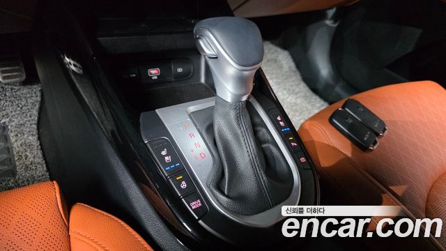 Kia K3 1.6 — photo 1 of 35