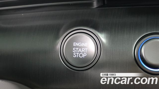 Hyundai Kona Gasoline 2.0 2WD — photo 1 of 37