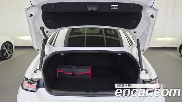 Hyundai Ioniq6 Long Range — photo 1 of 34