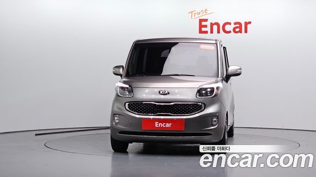 Kia RAY Prestige — photo 1 of 30