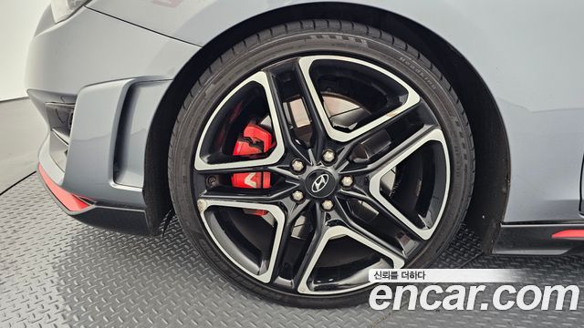 2019 Hyundai Veloster 2.0 N, photograph 3