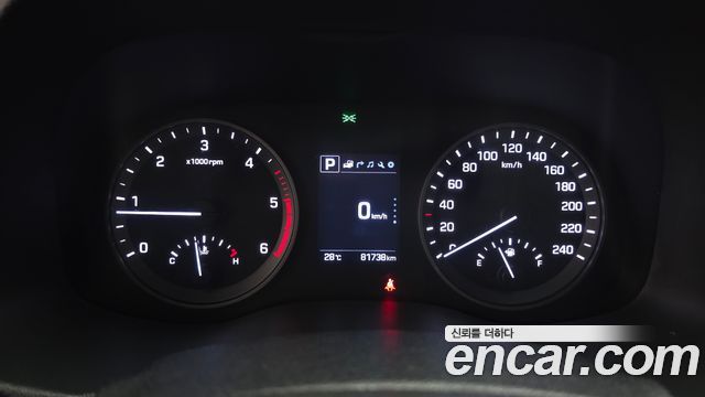 Hyundai Tucson Diesel 2.0 2WD — photo 1 of 30