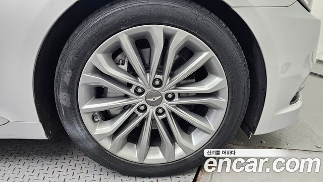 Hyundai Genesis G330 Premium AWD — photo 1 of 32