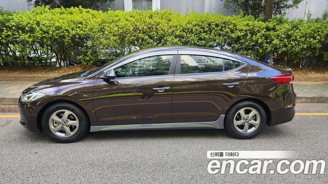 Hyundai AVANTE 1.6 GDI Style — photo 1 of 20