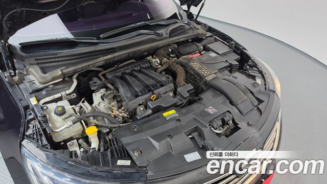Renault-KoreaSamsung SM6 2.0 LPe SE (Rental car) — photo 1 of 30