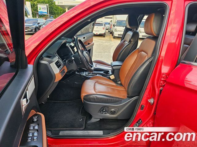 KG_Mobility_Ssangyong Rexton Diesel 2.2 4WD — photo 1 of 20