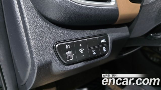 Kia Seltos Gasoline 1.6 Turbo 2WD — photo 1 of 20