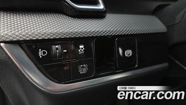 2023 Kia Sportage Prestige 2WD, photograph 2