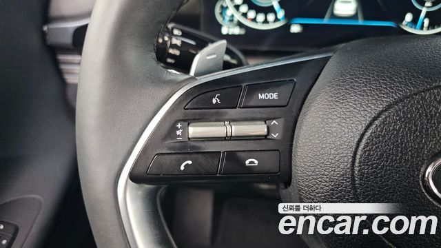 Hyundai Grandeur 2.5 — photo 1 of 35