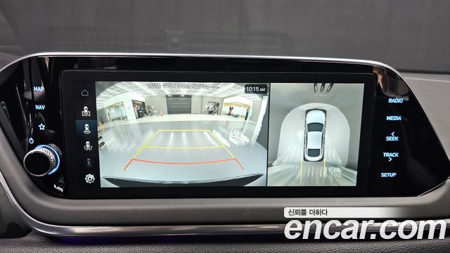 Hyundai Sonata 2.0 — photo 1 of 20