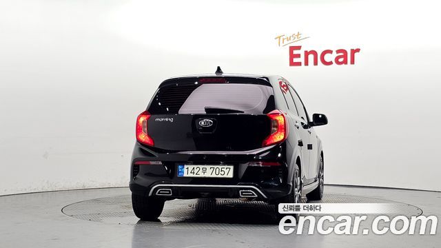 Kia morning Signature — photo 1 of 31