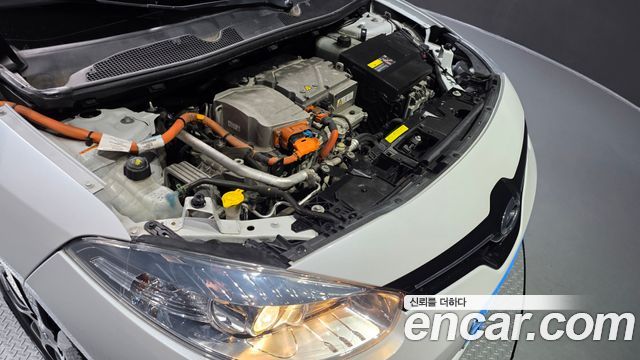 Renault-KoreaSamsung SM3 RE — photo 1 of 33