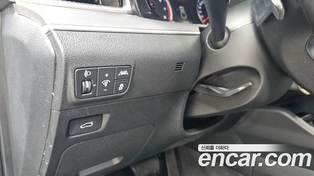 Kia K5 2.0 LPI(Renter car) — photo 1 of 30
