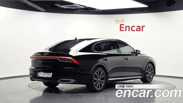 Hyundai Grandeur 2.5 — photo 1 of 33